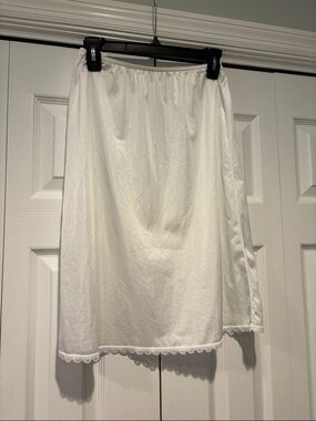 Warner's White 23” Slip with Lace Hem